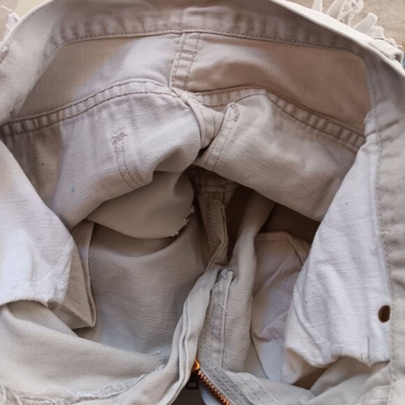 22" Vintage Penneys Foremost Womens Beige Denim Distressed Fringe Hem Shorts 60s - Picture 6 of 6